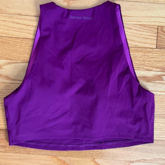 Outdoor Voices Women's Size Medium Zoom Crop Top Grape Jam Purple Sleeveless - Picture 2 of 3